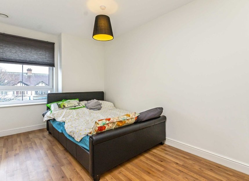 Properties to let in The Broadway - UB6 9FJ view5