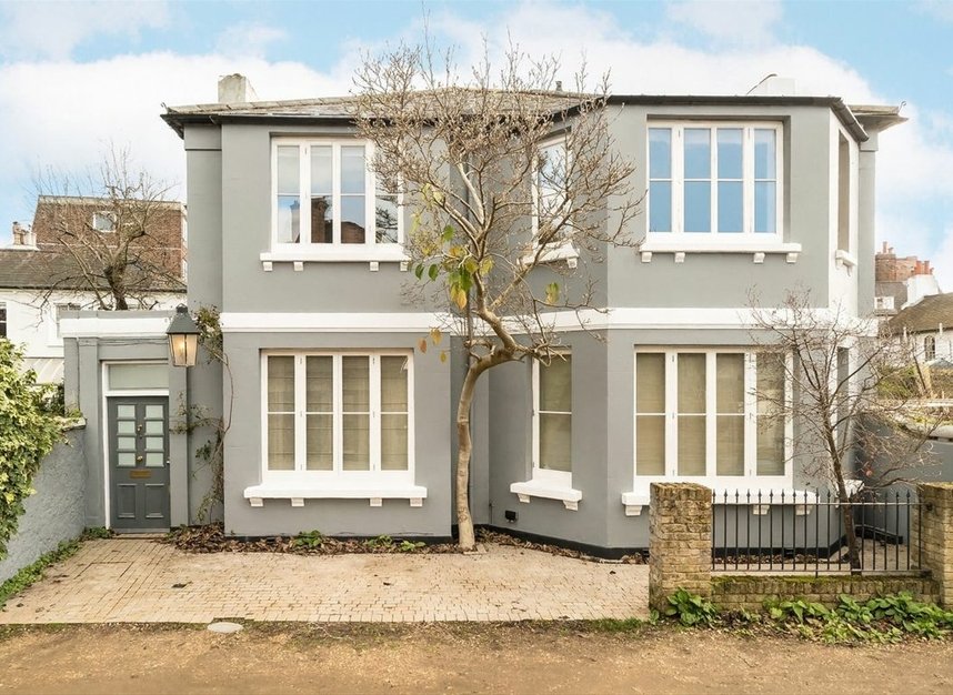 Properties to let in The Green - SW19 5AZ view1