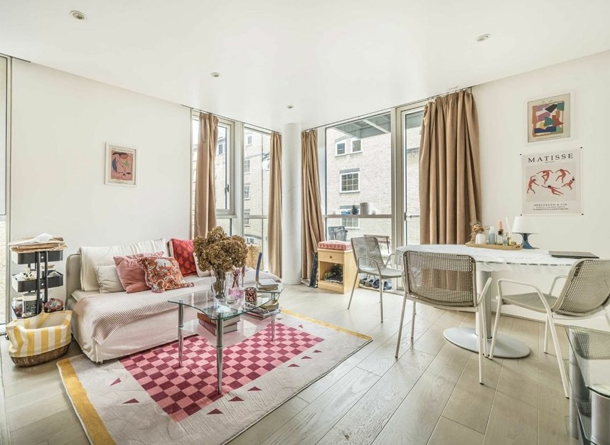 Properties let in Times Square - E1 8GF view2