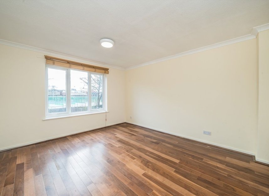 Properties let in Tithe Barn Close - KT2 6RZ view4
