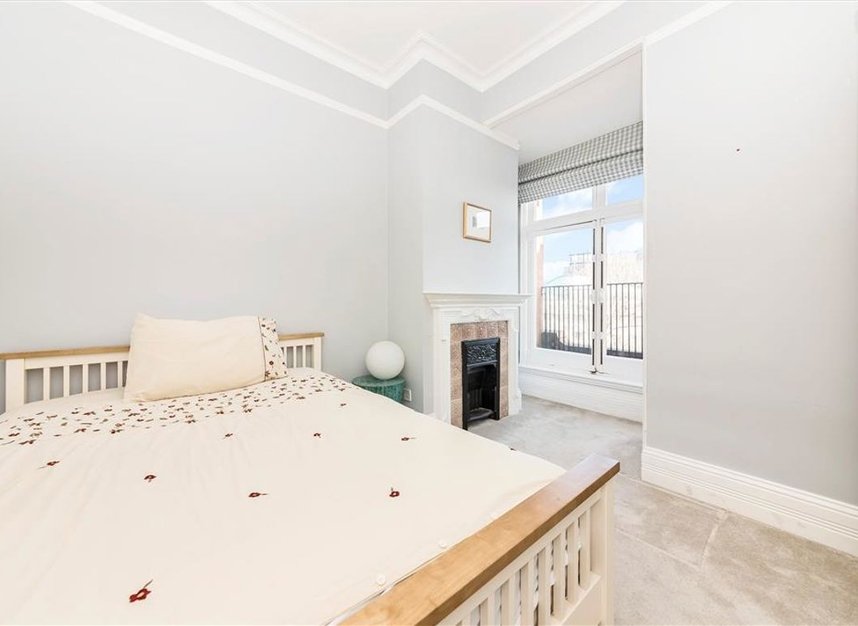 Properties to let in Torrington Place - WC1E 7HH view8