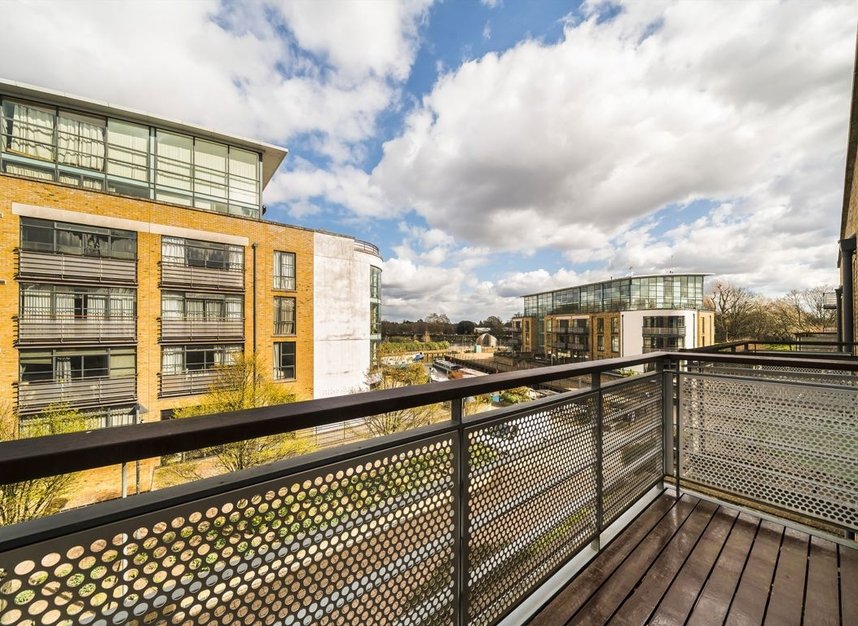 Properties to let in Town Meadow - TW8 0BX view13