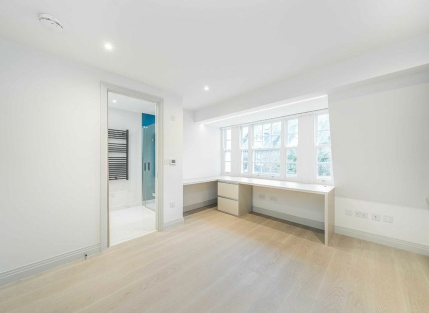 Properties let in Townshend Road - NW8 6LJ view7