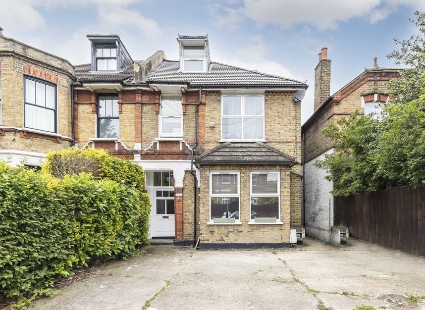 Flat to rent in Underhill Road, London, SE22 (Ref 220688) Dexters