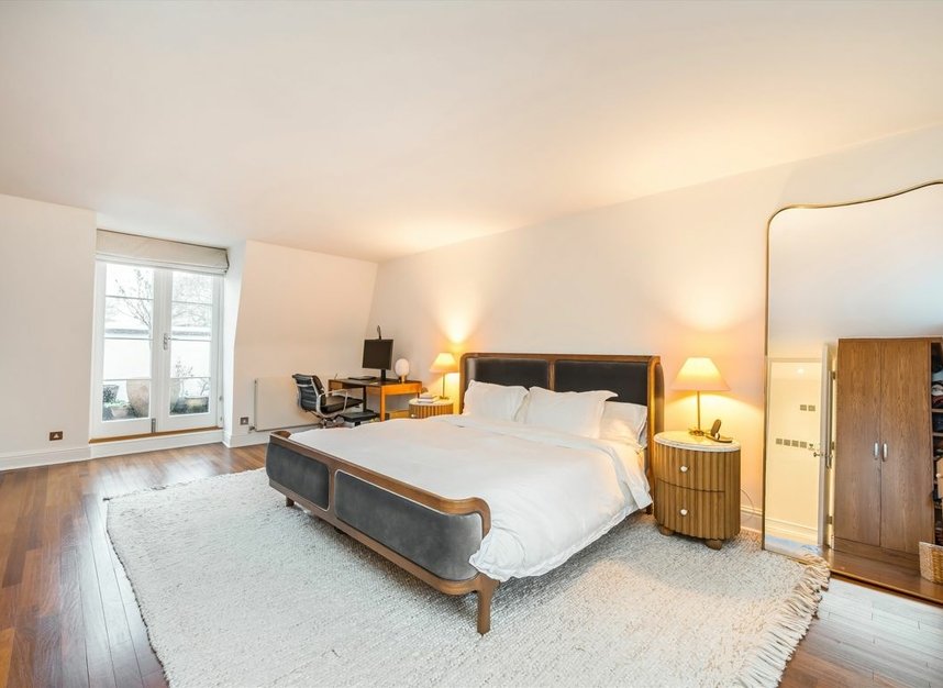Properties to let in Upper Addison Gardens - W14 8AL view4