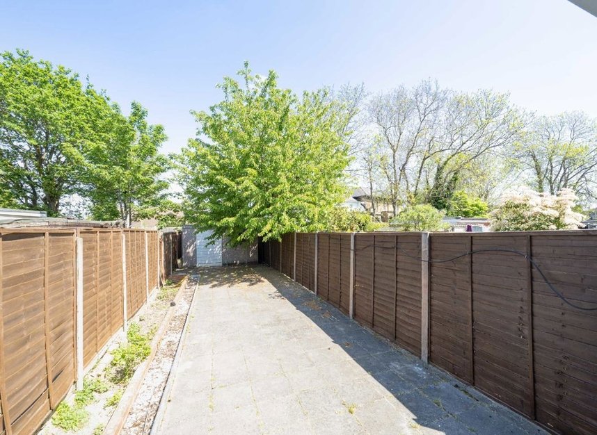 Properties let in Uxbridge Road - TW13 5EE view7