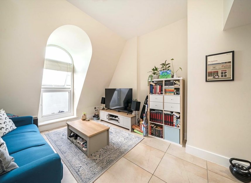 Properties let in Uxbridge Road - W5 2SU view2