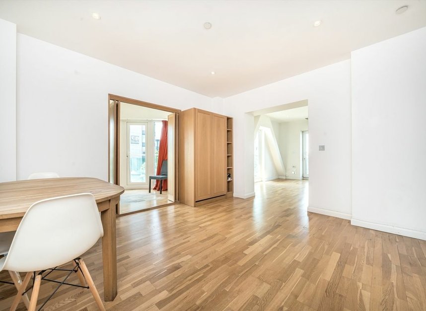 Properties let in Uxbridge Road - W5 2SS view2