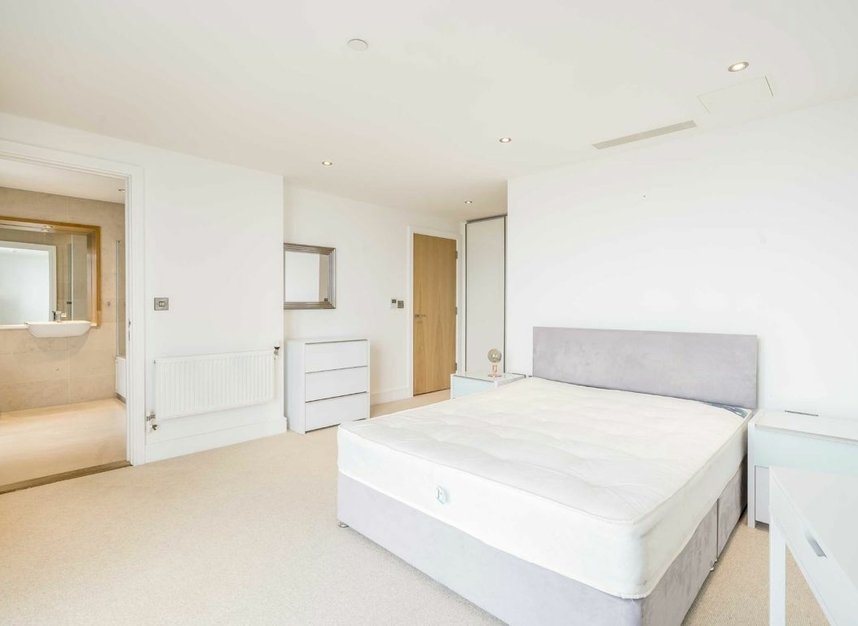 Properties let in Uxbridge Road - W5 2SN view13