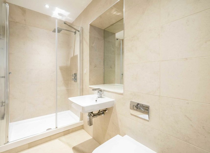 Properties let in Uxbridge Road - W5 2SN view12