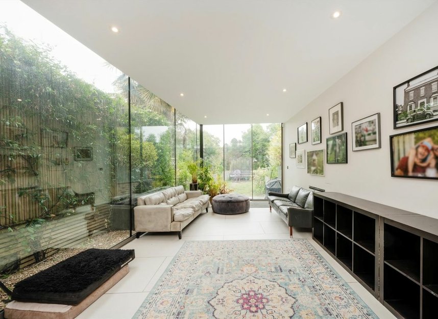 Properties let in Vale Of Health - NW3 1AN view4