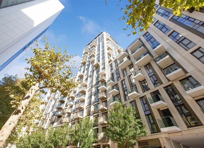 Properties to let in Vaughan Way - E1W 2AH view1