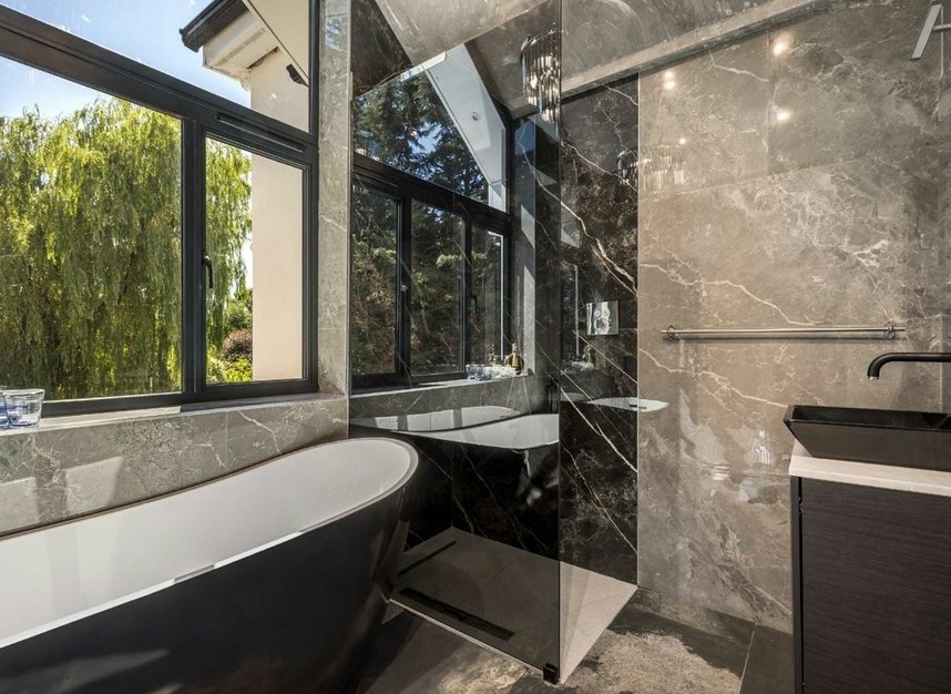 Properties to let in Waggon Road - EN4 0HL view13