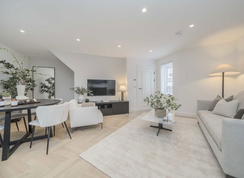 Properties to let in Waldeck Road - W4 3NP view2
