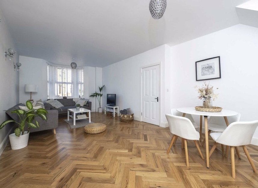 3 Bedroom House To Rent London Nw10