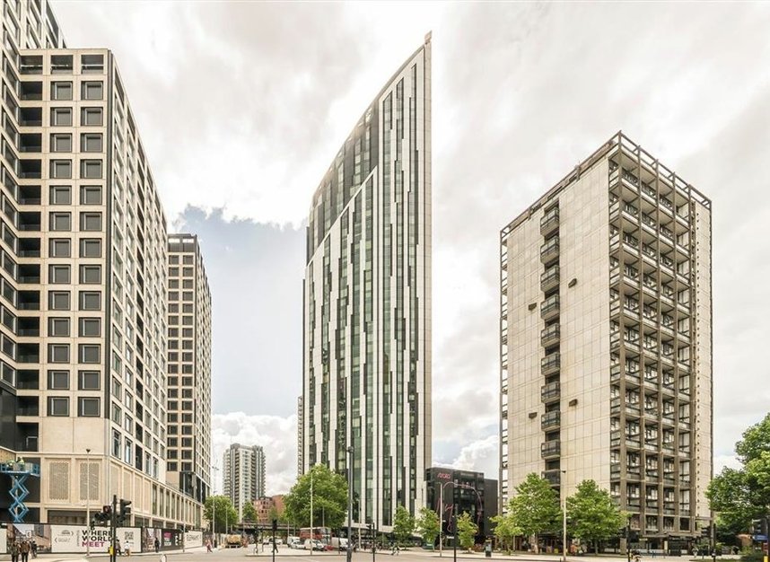 Properties let in Walworth Road - SE1 6EE view1