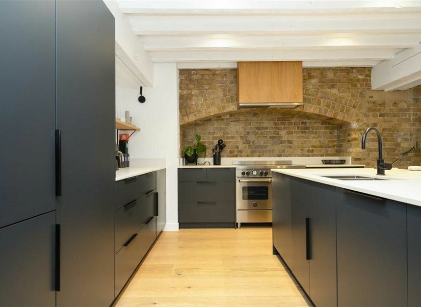 Properties let in Wapping Wall - E1W 3TH view4