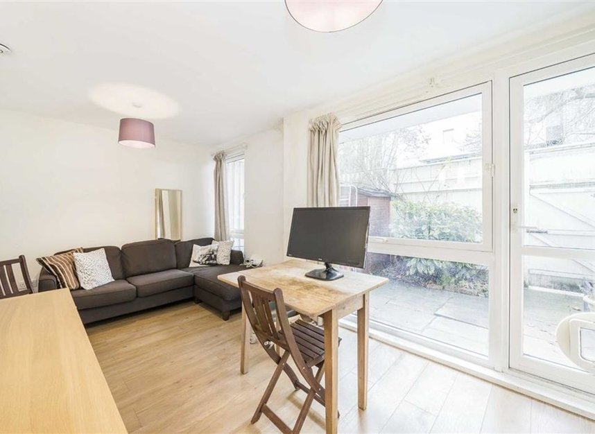 Flat to rent in Warwick Crescent, London, W2 (Ref 196108) | Dexters