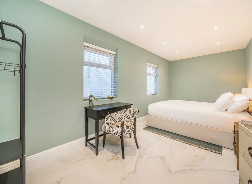 Properties to let in Warwick Way - SW1V 1QR view10