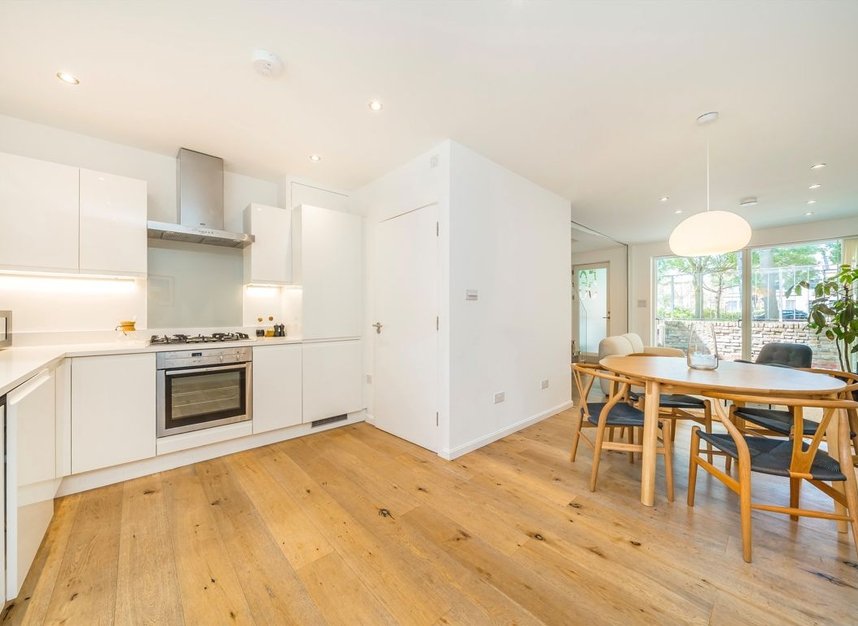 Properties let in Wedmore Street - N19 4BS view4