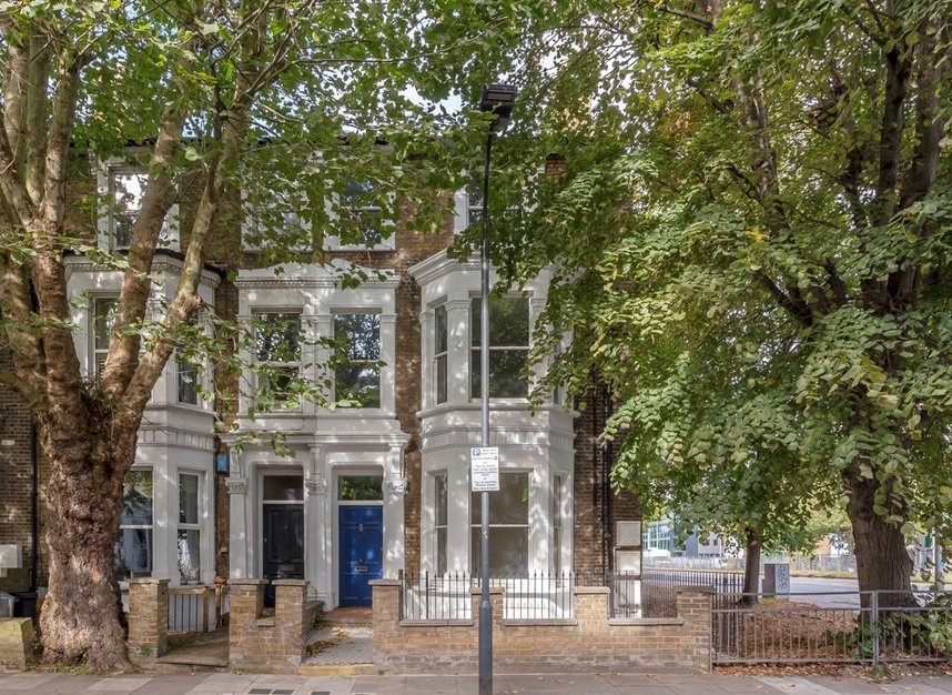 Properties to let in Weltje Road - W6 9TG view1
