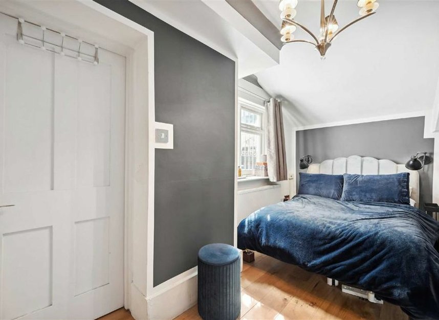 Properties to let in Westbourne Terrace - W2 3UL view6