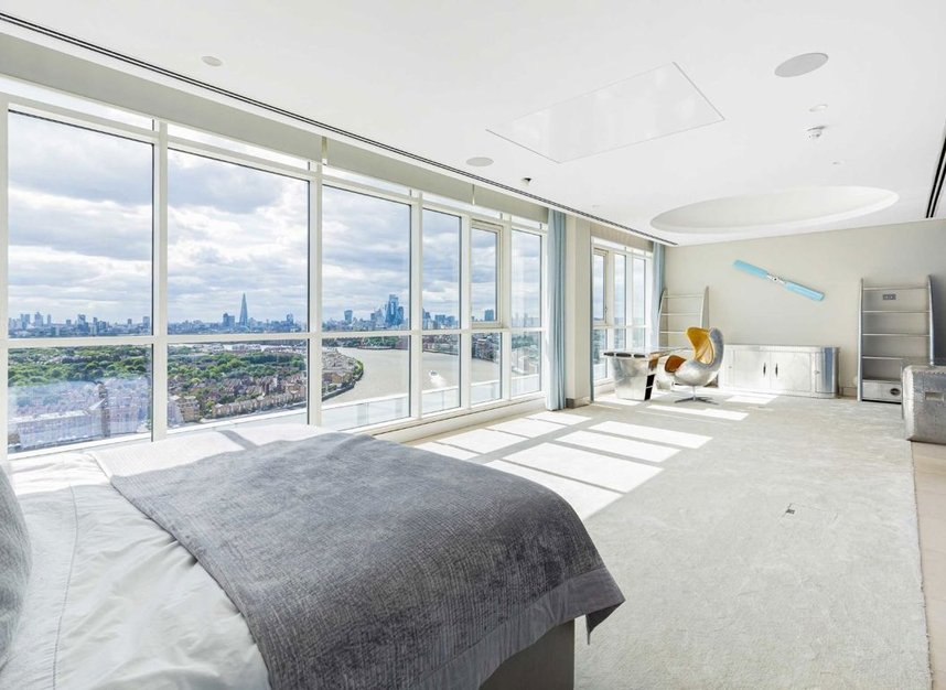Properties to let in Westferry Circus - E14 8RP view1