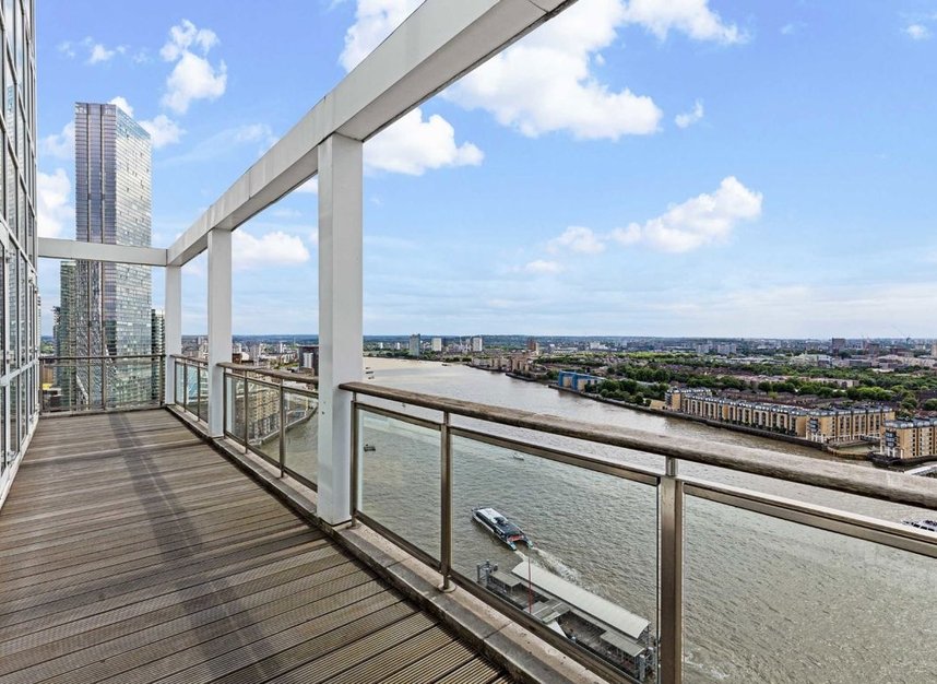 Properties to let in Westferry Circus - E14 8RP view12