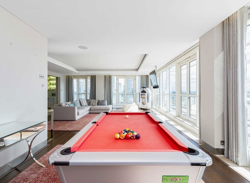 Properties to let in Westferry Circus - E14 8RP view4