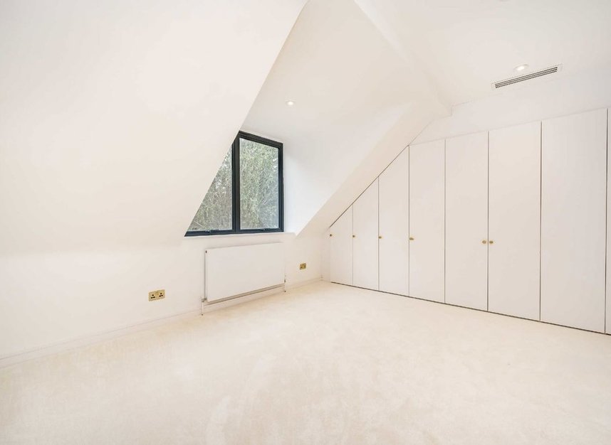 Properties to let in White Orchards - N20 8AQ view11