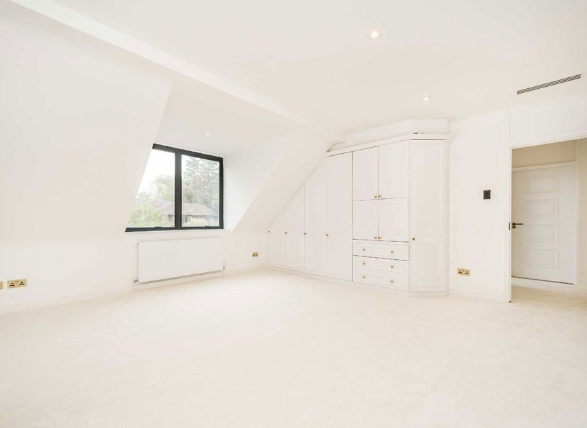 Properties to let in White Orchards - N20 8AQ view14