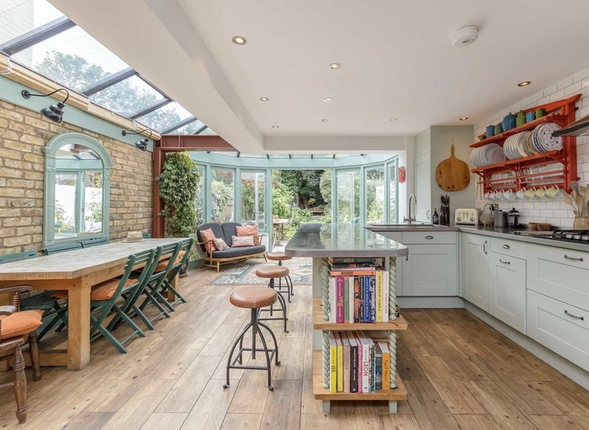 Properties to let in Whitehall Park Road - W4 3NB view3
