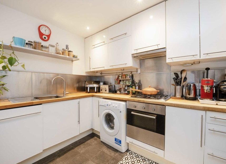 Properties to let in Wightman Road - N8 0BB view5