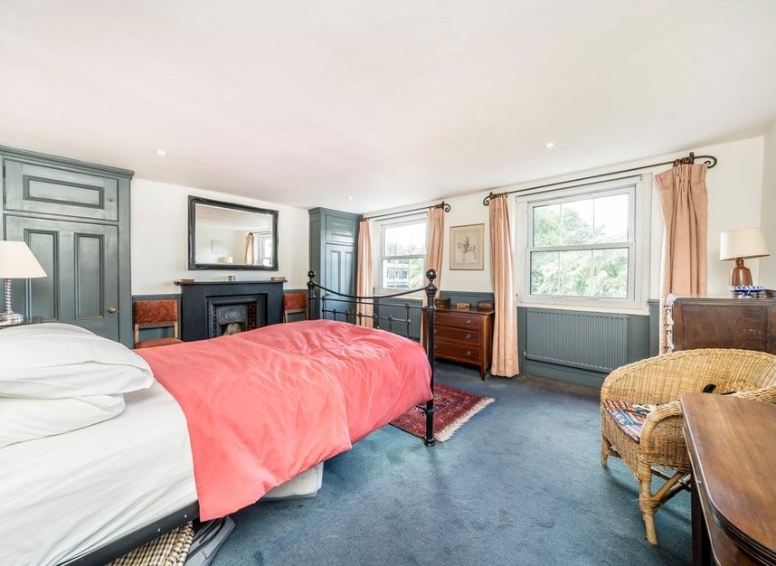 Properties to let in Wilmington Square - WC1X 0ER view3