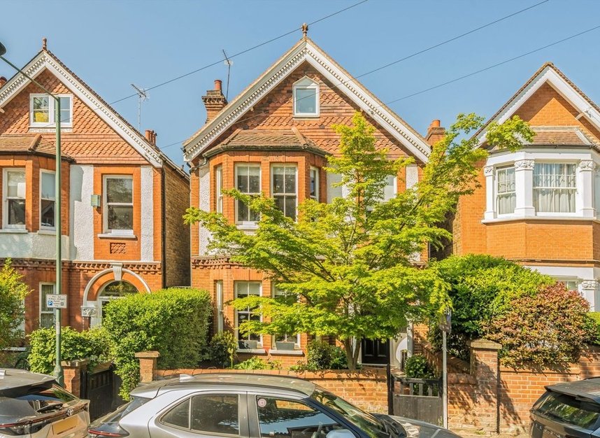 Properties let in Wolverton Avenue - KT2 7QF view1