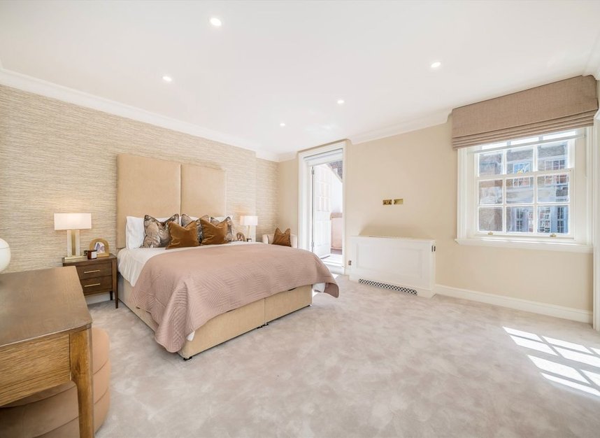 Properties to let in Woods Mews - W1K 7DW view6
