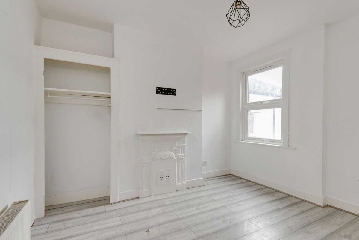 House terraced for sale in Ambleside Road, London, NW10 (Ref 224597