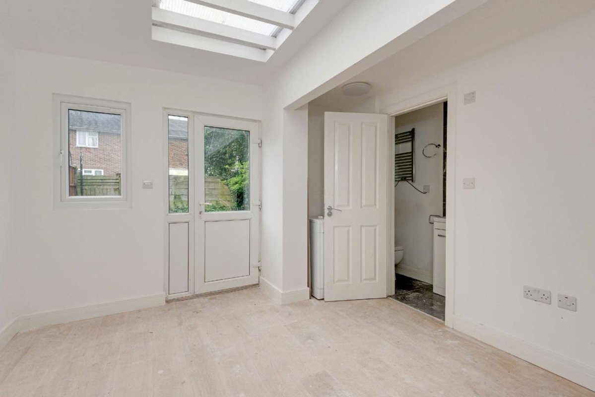 House terraced for sale in Ambleside Road, London, NW10 (Ref 224597