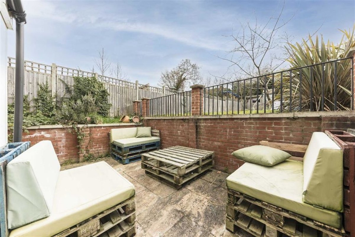 House for sale in Ardoch Road, London, SE6 (Ref 208681) Dexters