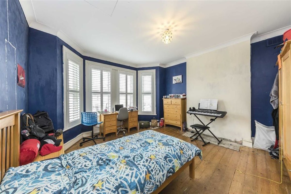 House for sale in Ardoch Road, London, SE6 (Ref 208681) Dexters