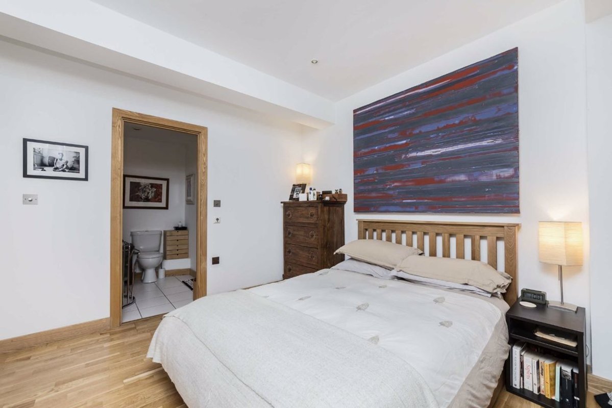 Flat for sale in Banister Road, London, W10 | Dexters