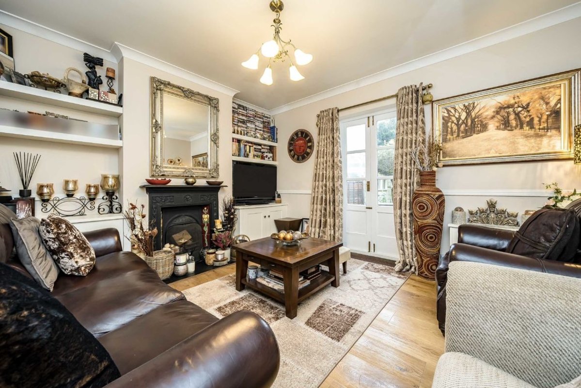 for sale in Broomfield Road, Surbiton, KT5 (Ref 209075