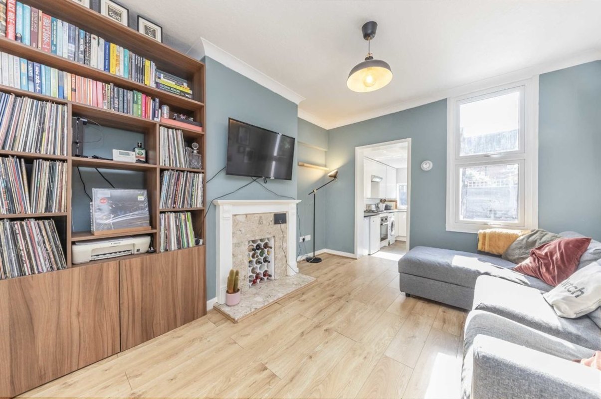 for sale in Bruce Road, Mitcham, CR4 (Ref 209889) Dexters