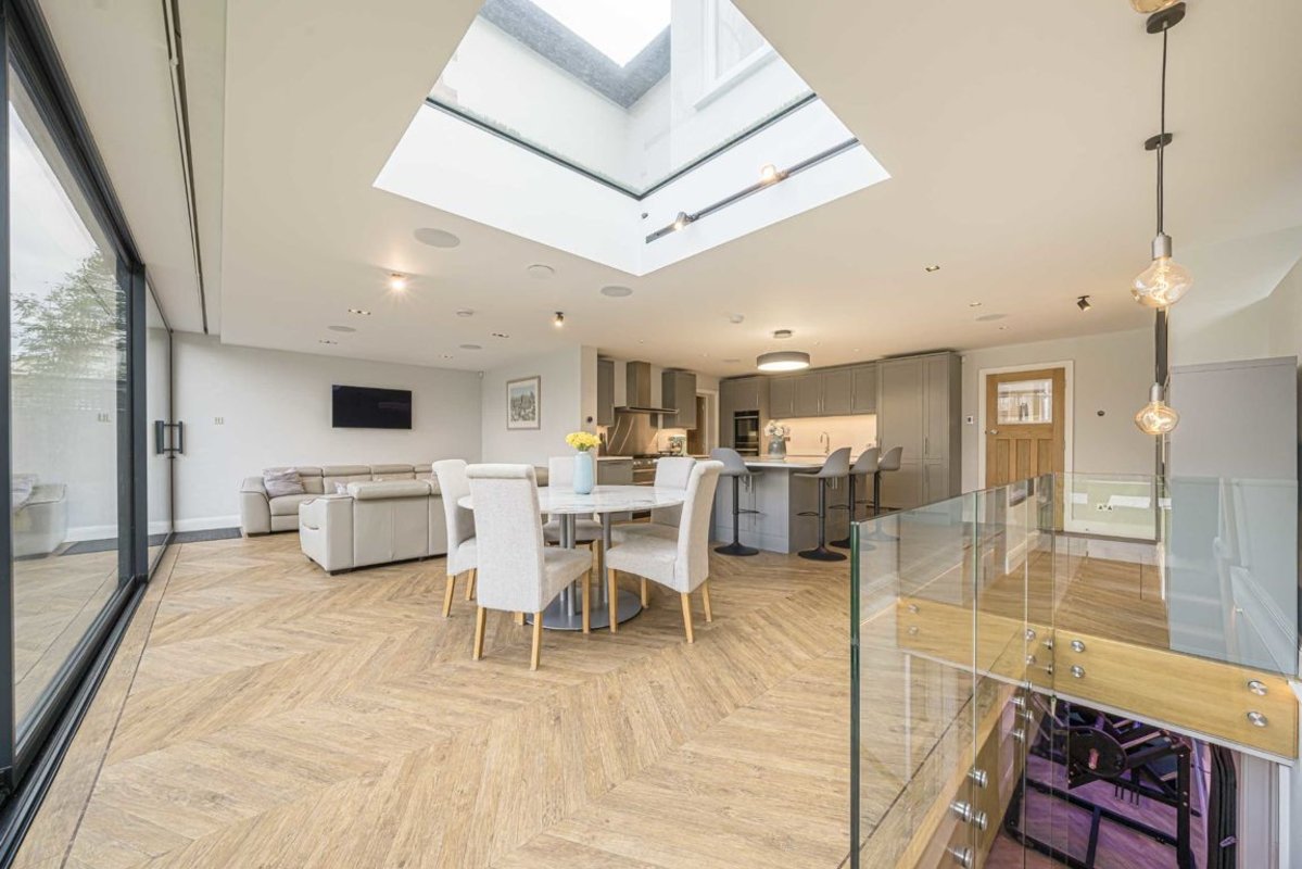 House detached for sale in Carlisle Road, Hampton, TW12 (Ref 217099