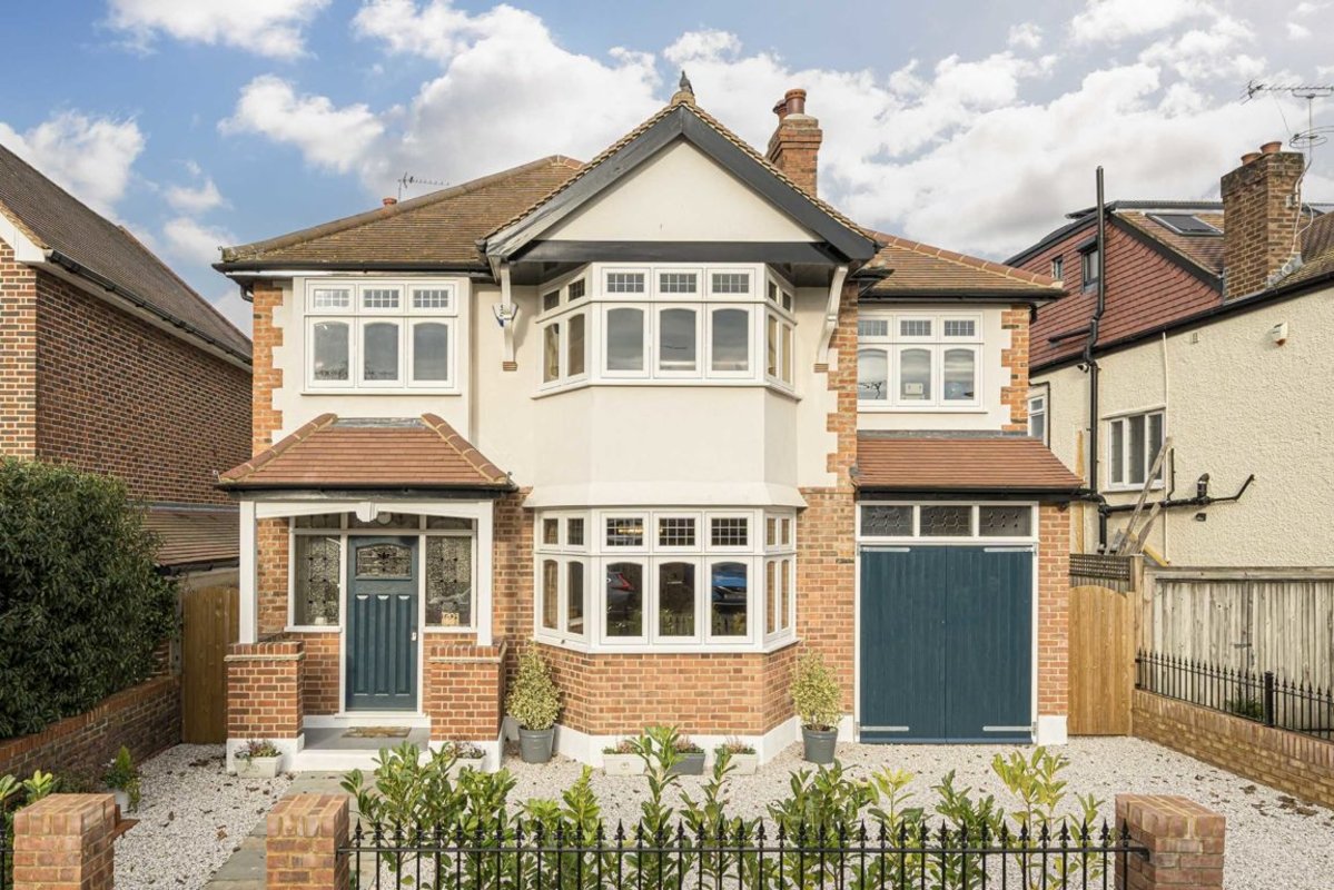 House detached for sale in Carlisle Road, Hampton, TW12 (Ref 217099