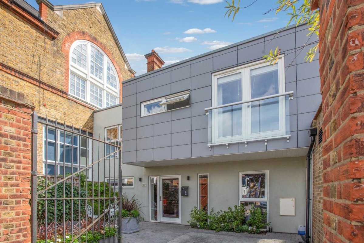 House semidetached for sale in Craven Gardens, London, SW19 (Ref