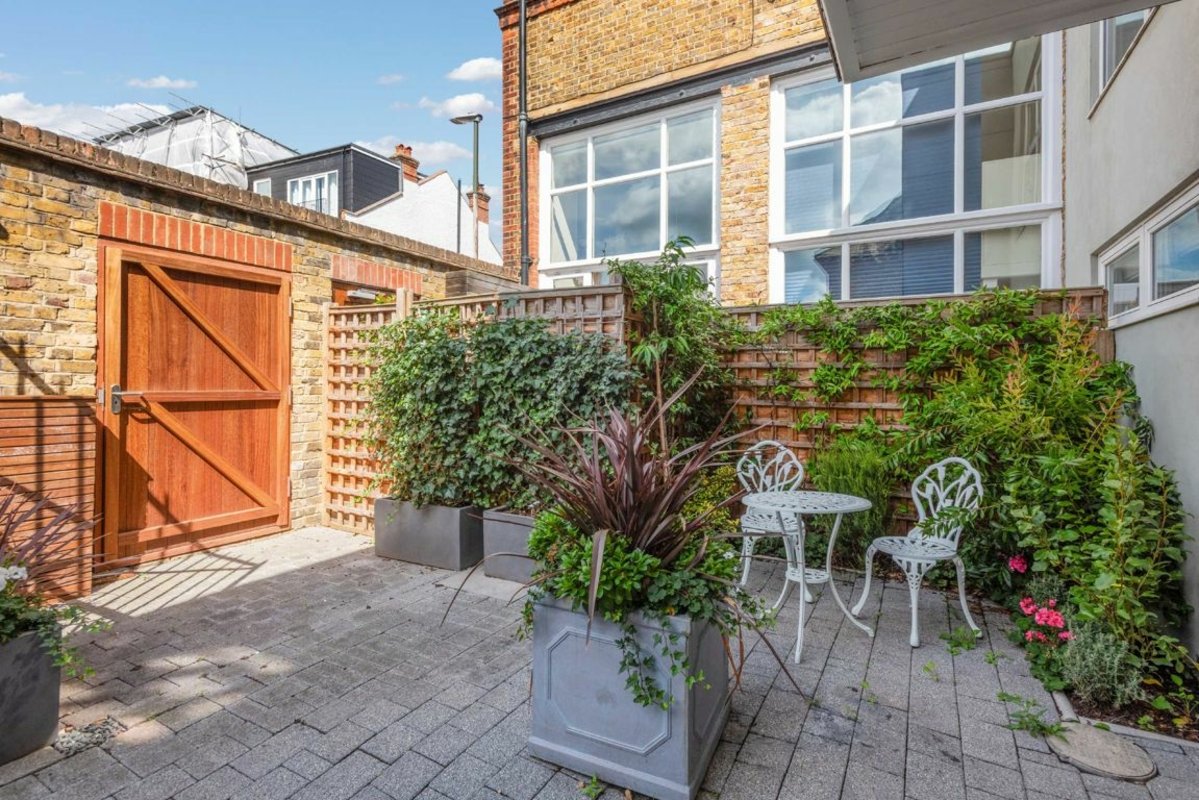 House semidetached for sale in Craven Gardens, London, SW19 (Ref