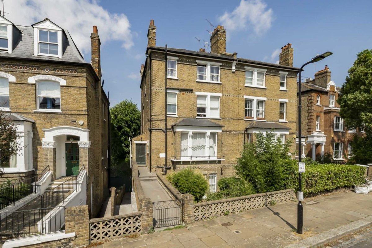 Flat for sale in Dartmouth Park Avenue, London, NW5 (Ref 204527) Dexters