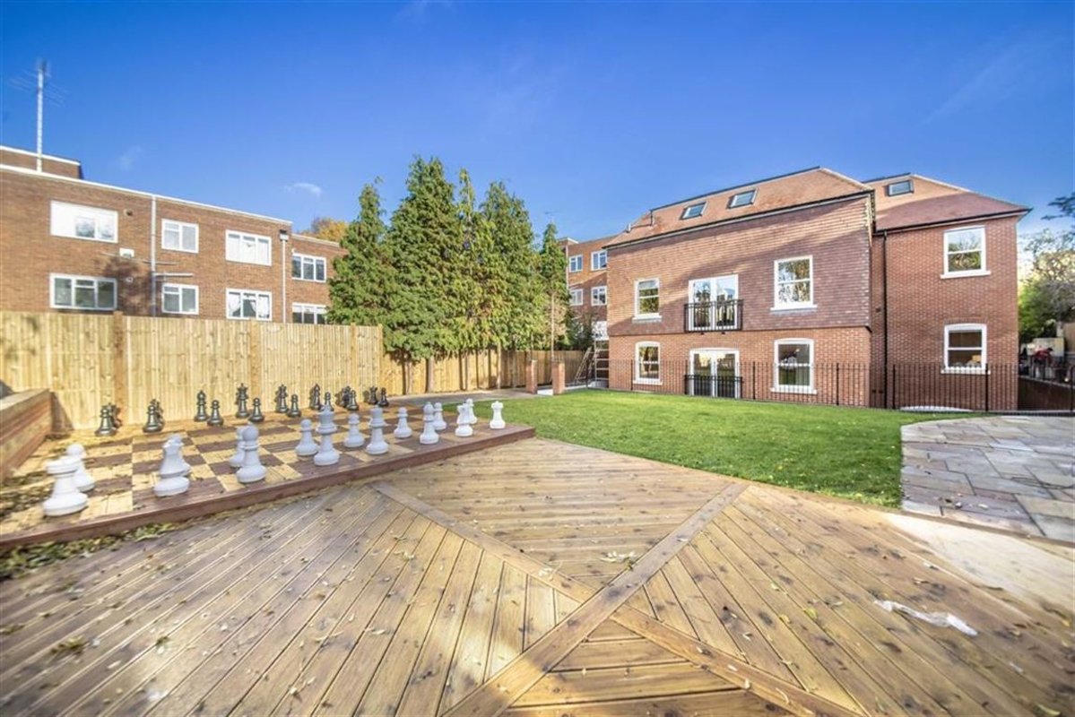 Property For Sale In Eaton Rise W Property For Sale In Eaton Rise W