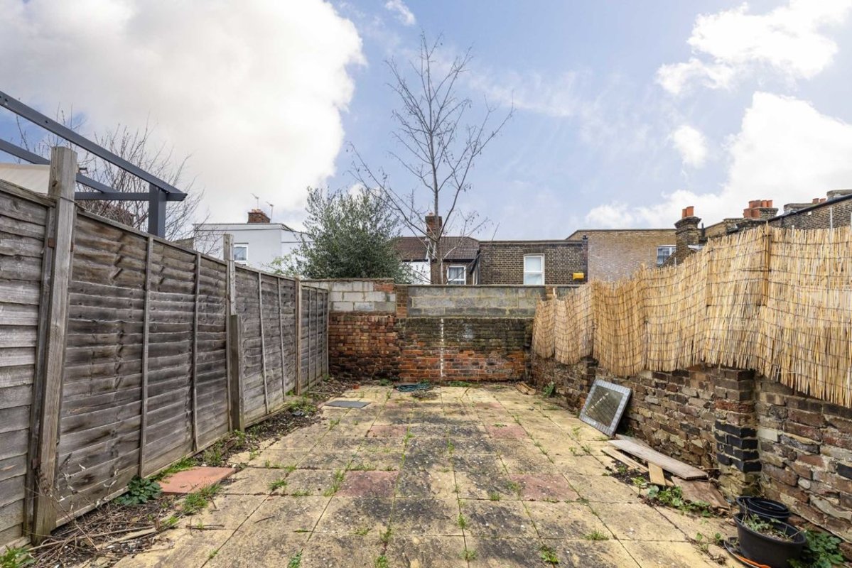 House for sale in Eddystone Road, London, SE4 (Ref 217863) Dexters